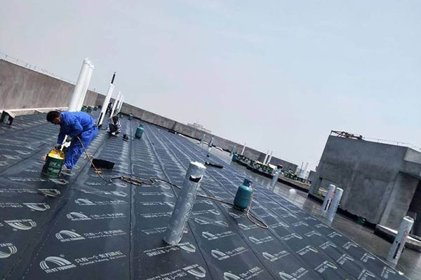 北京通州梨园地下车库防水堵漏