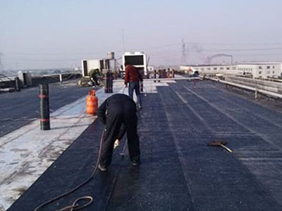 屋面防水施工容易出现的质量问题及处理方法