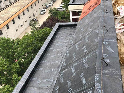北京亦庄防水公司:仓库屋面防水堵漏注意事项